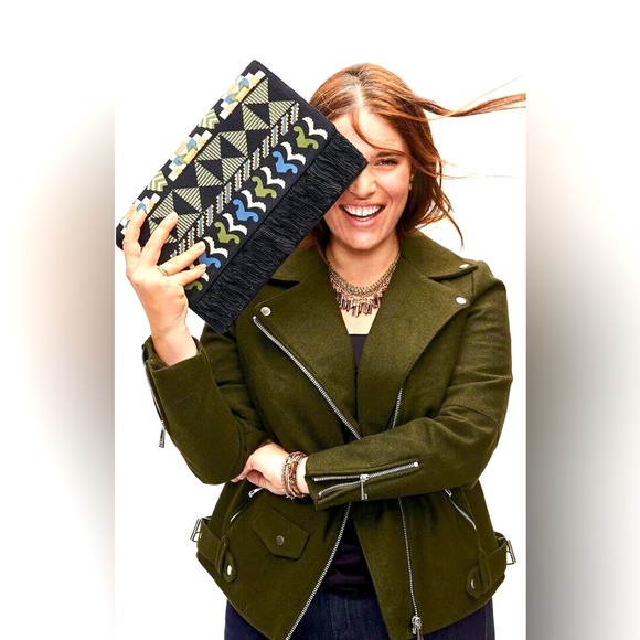 STELLA & DOT TAJ CLUTCH- BLACK/ MULTI EMBROIDERY BAG- NWT - Picture 2 of 6